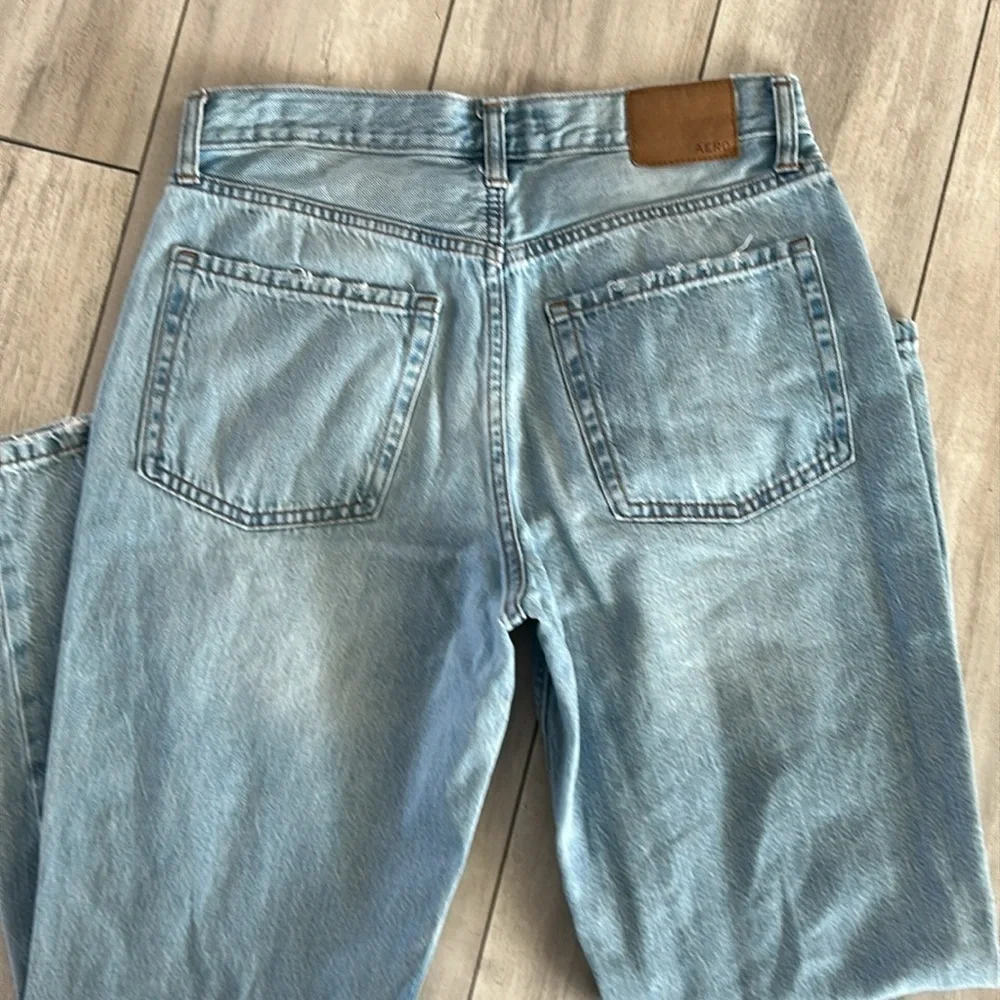 Aeropostale MOM jeans size 6 cotton distressed